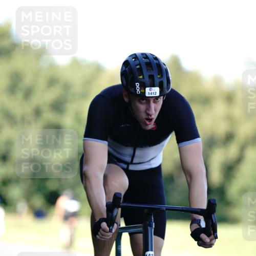 07.09.2025 - 19. Norderstedt Triathlon Michael Burmester http://msf.ph/oto/8842481 07.09.2025 15:48:43 Radfahren 1412 meine-sportfotos.de