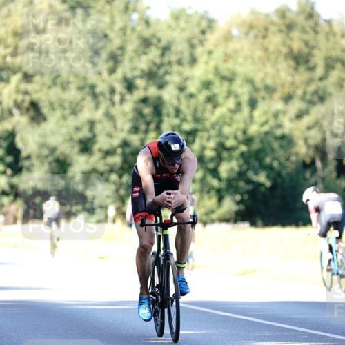 07.09.2025 - 19. Norderstedt Triathlon Michael Burmester http://msf.ph/oto/8842485 07.09.2025 15:48:51 Radfahren 384, 387, 516, 522, 1405 meine-sportfotos.de