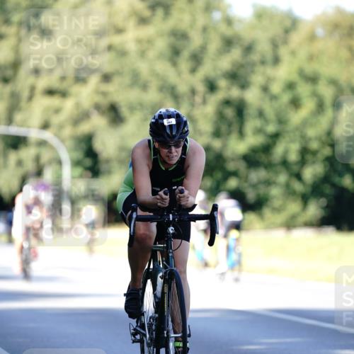 07.09.2025 - 19. Norderstedt Triathlon Michael Burmester http://msf.ph/oto/8842489 07.09.2025 15:48:52 Radfahren 384, 387, 516, 522, 1405 meine-sportfotos.de