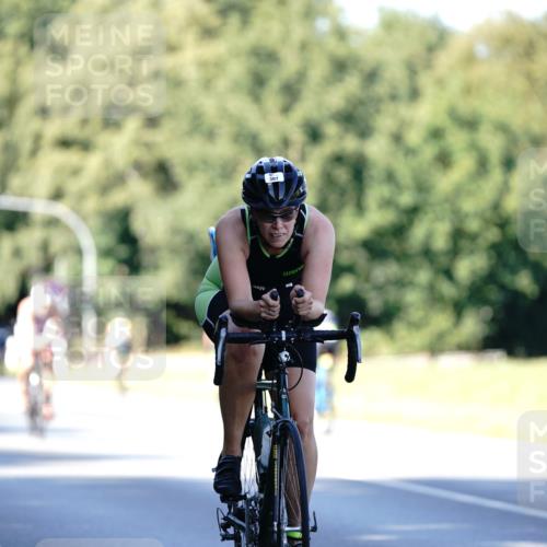 07.09.2025 - 19. Norderstedt Triathlon Michael Burmester http://msf.ph/oto/8842490 07.09.2025 15:48:52 Radfahren 384, 387, 516, 522, 1405 meine-sportfotos.de