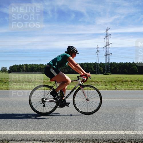07.09.2025 - 19. Norderstedt Triathlon Michael Burmester http://msf.ph/oto/8842491 07.09.2025 12:31:11 Radfahren 183, 305, 1369, 1374 meine-sportfotos.de