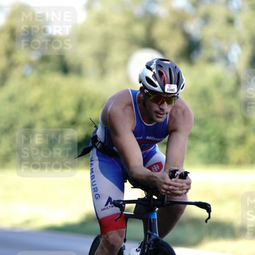 07.09.2025 - 19. Norderstedt Triathlon Michael Burmester http://msf.ph/oto/8842496 07.09.2025 15:48:55 Radfahren 387, 405, 522, 1593 meine-sportfotos.de
