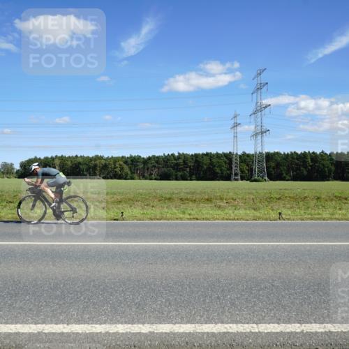 07.09.2025 - 19. Norderstedt Triathlon Michael Burmester http://msf.ph/oto/8842497 07.09.2025 14:37:52 Radfahren 863, 888, 1014 meine-sportfotos.de
