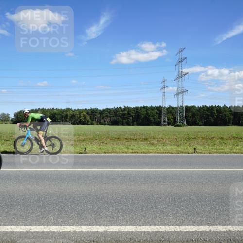 07.09.2025 - 19. Norderstedt Triathlon Michael Burmester http://msf.ph/oto/8842507 07.09.2025 14:37:58 Radfahren 972, 993, 1422 meine-sportfotos.de