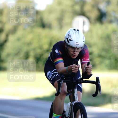 07.09.2025 - 19. Norderstedt Triathlon Michael Burmester http://msf.ph/oto/8842533 07.09.2025 15:49:29 Radfahren 372, 1054 meine-sportfotos.de
