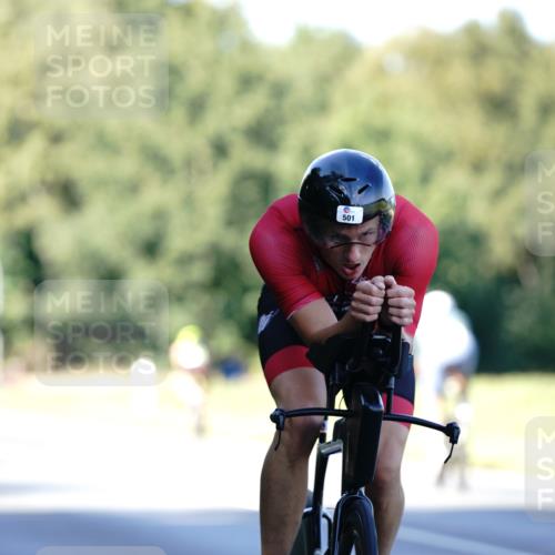 07.09.2025 - 19. Norderstedt Triathlon Michael Burmester http://msf.ph/oto/8842553 07.09.2025 15:49:42 Radfahren 501, 508, 1047 meine-sportfotos.de