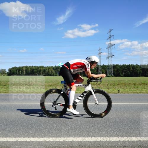 07.09.2025 - 19. Norderstedt Triathlon Michael Burmester http://msf.ph/oto/8842572 07.09.2025 14:38:31 Radfahren 422, 877 meine-sportfotos.de