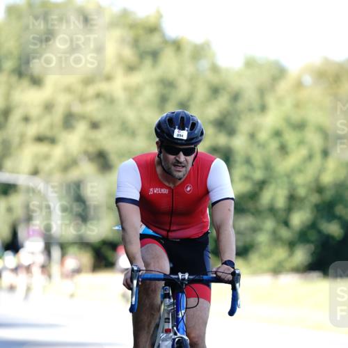 07.09.2025 - 19. Norderstedt Triathlon Michael Burmester http://msf.ph/oto/8842601 07.09.2025 15:50:15 Radfahren 893, 894, 1526, 1626 meine-sportfotos.de