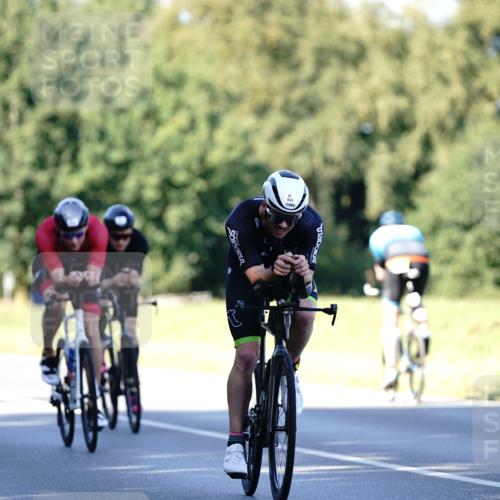 07.09.2025 - 19. Norderstedt Triathlon Michael Burmester http://msf.ph/oto/8842610 07.09.2025 15:50:21 Radfahren 380, 397, 506, 513, 541, 885, 909, 1059, 1572, 1594 meine-sportfotos.de