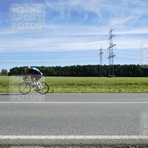 07.09.2025 - 19. Norderstedt Triathlon Michael Burmester http://msf.ph/oto/8842613 07.09.2025 12:32:18 Radfahren 277 meine-sportfotos.de