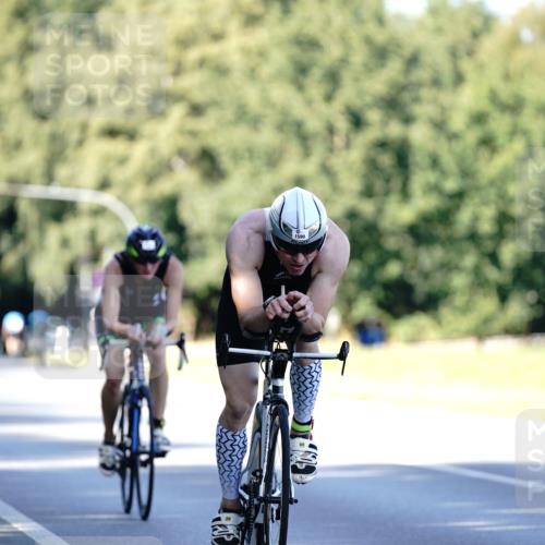 07.09.2025 - 19. Norderstedt Triathlon Michael Burmester http://msf.ph/oto/8842644 07.09.2025 15:50:31 Radfahren 897, 947, 1044, 1552, 1590, 1629 meine-sportfotos.de