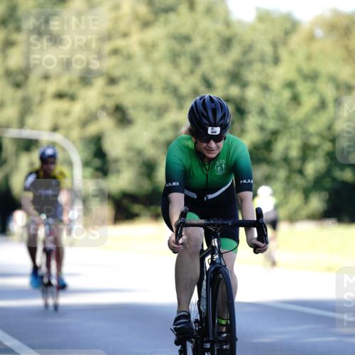 07.09.2025 - 19. Norderstedt Triathlon Michael Burmester http://msf.ph/oto/8842666 07.09.2025 15:50:41 Radfahren 466, 913, 1069, 1089 meine-sportfotos.de