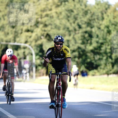 07.09.2025 - 19. Norderstedt Triathlon Michael Burmester http://msf.ph/oto/8842668 07.09.2025 15:50:43 Radfahren 466, 503, 935, 1069 meine-sportfotos.de