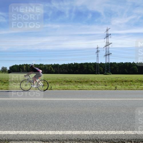 07.09.2025 - 19. Norderstedt Triathlon Michael Burmester http://msf.ph/oto/8842669 07.09.2025 12:33:02 Radfahren 739 meine-sportfotos.de