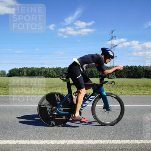 07.09.2025 - 19. Norderstedt Triathlon Michael Burmester http://msf.ph/oto/8842671 07.09.2025 14:39:22 Radfahren 964, 1027, 1040 meine-sportfotos.de