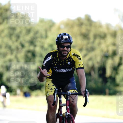 07.09.2025 - 19. Norderstedt Triathlon Michael Burmester http://msf.ph/oto/8842674 07.09.2025 15:50:44 Radfahren 466, 503, 935, 1069 meine-sportfotos.de