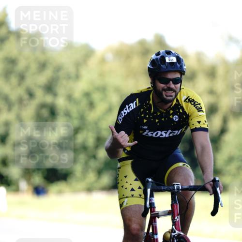 07.09.2025 - 19. Norderstedt Triathlon Michael Burmester http://msf.ph/oto/8842678 07.09.2025 15:50:44 Radfahren 466, 503, 935, 1069 meine-sportfotos.de