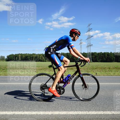 07.09.2025 - 19. Norderstedt Triathlon Michael Burmester http://msf.ph/oto/8842680 07.09.2025 14:39:25 Radfahren 964, 1009, 1027, 1040 meine-sportfotos.de