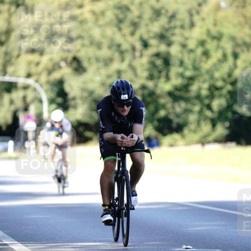 07.09.2025 - 19. Norderstedt Triathlon Michael Burmester http://msf.ph/oto/8842685 07.09.2025 15:50:47 Radfahren 416, 503, 539, 935 meine-sportfotos.de