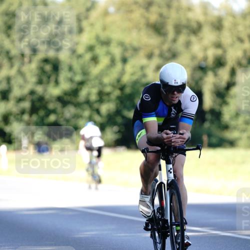 07.09.2025 - 19. Norderstedt Triathlon Michael Burmester http://msf.ph/oto/8842698 07.09.2025 15:50:49 Radfahren 416, 437, 503, 539, 1600 meine-sportfotos.de