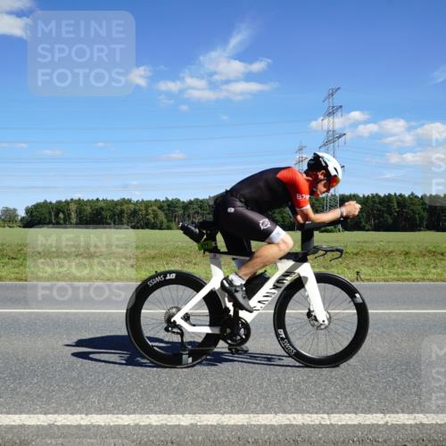 07.09.2025 - 19. Norderstedt Triathlon Michael Burmester http://msf.ph/oto/8842702 07.09.2025 14:39:43 Radfahren 971 meine-sportfotos.de