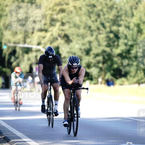 07.09.2025 - 19. Norderstedt Triathlon Michael Burmester http://msf.ph/oto/8842709 07.09.2025 15:50:59 Radfahren 527, 1043, 1442 meine-sportfotos.de