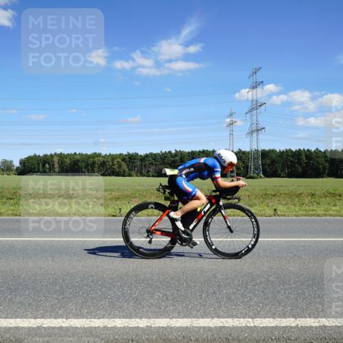 07.09.2025 - 19. Norderstedt Triathlon Michael Burmester http://msf.ph/oto/8842723 07.09.2025 14:39:58 Radfahren 428, 478, 1031, 1486 meine-sportfotos.de