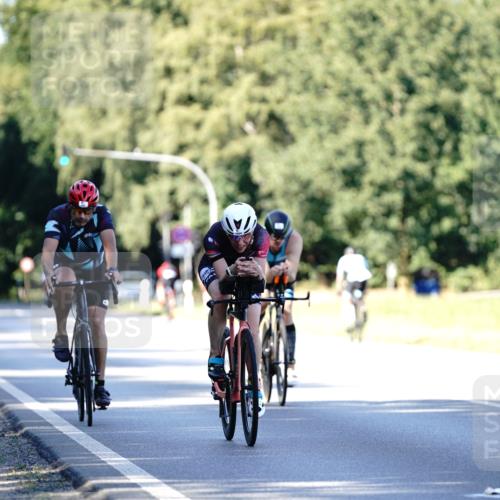 07.09.2025 - 19. Norderstedt Triathlon Michael Burmester http://msf.ph/oto/8842730 07.09.2025 15:51:06 Radfahren 409, 528, 1050, 1624 meine-sportfotos.de
