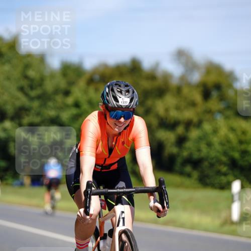 07.09.2025 - 19. Norderstedt Triathlon Michael Burmester http://msf.ph/oto/8842735 07.09.2025 12:56:22 Radfahren 145, 1337 meine-sportfotos.de