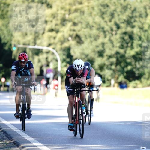 07.09.2025 - 19. Norderstedt Triathlon Michael Burmester http://msf.ph/oto/8842736 07.09.2025 15:51:06 Radfahren 409, 528, 1050, 1624 meine-sportfotos.de