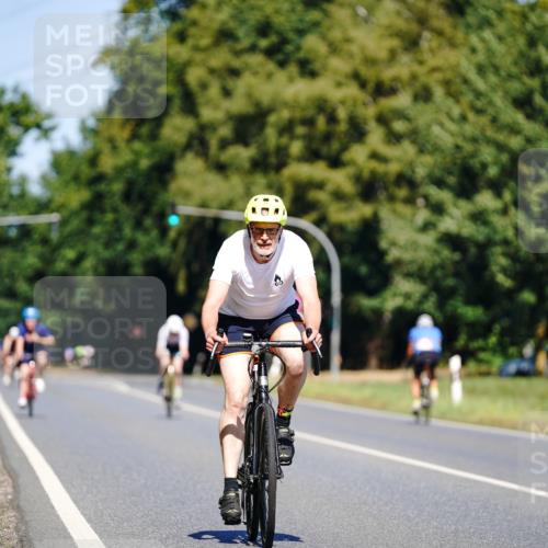 07.09.2025 - 19. Norderstedt Triathlon Michael Burmester http://msf.ph/oto/8842745 07.09.2025 12:56:26 Radfahren 312 meine-sportfotos.de