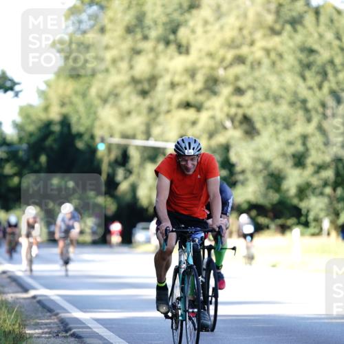07.09.2025 - 19. Norderstedt Triathlon Michael Burmester http://msf.ph/oto/8842746 07.09.2025 15:51:12 Radfahren 409, 1513, 1604 meine-sportfotos.de
