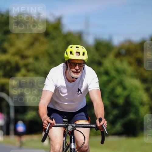 07.09.2025 - 19. Norderstedt Triathlon Michael Burmester http://msf.ph/oto/8842751 07.09.2025 12:56:27 Radfahren 312 meine-sportfotos.de