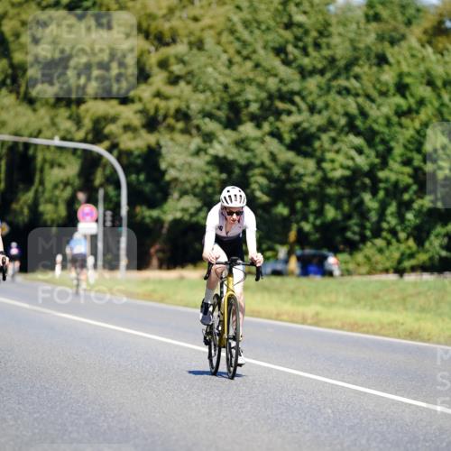 07.09.2025 - 19. Norderstedt Triathlon Michael Burmester http://msf.ph/oto/8842757 07.09.2025 12:56:30 Radfahren 312, 342, 1345 meine-sportfotos.de