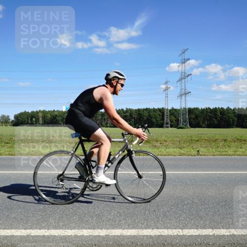 07.09.2025 - 19. Norderstedt Triathlon Michael Burmester http://msf.ph/oto/8842769 07.09.2025 14:40:16 Radfahren 1416 meine-sportfotos.de