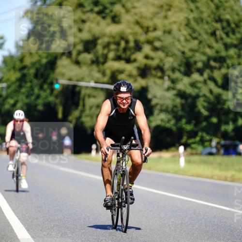 07.09.2025 - 19. Norderstedt Triathlon Michael Burmester http://msf.ph/oto/8842783 07.09.2025 12:56:38 Radfahren 159 meine-sportfotos.de