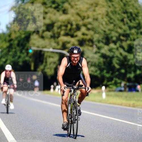 07.09.2025 - 19. Norderstedt Triathlon Michael Burmester http://msf.ph/oto/8842787 07.09.2025 12:56:38 Radfahren 159 meine-sportfotos.de