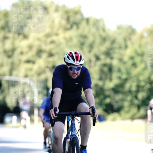 07.09.2025 - 19. Norderstedt Triathlon Michael Burmester http://msf.ph/oto/8842789 07.09.2025 15:51:29 Radfahren 540, 1067, 1418, 1454, 1509, 1571 meine-sportfotos.de