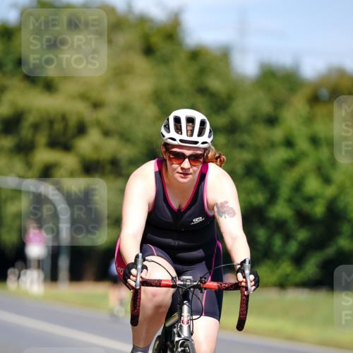 07.09.2025 - 19. Norderstedt Triathlon Michael Burmester http://msf.ph/oto/8842803 07.09.2025 12:56:42 Radfahren 159, 316 meine-sportfotos.de