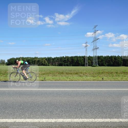 07.09.2025 - 19. Norderstedt Triathlon Michael Burmester http://msf.ph/oto/8842805 07.09.2025 14:40:29 Radfahren 884 meine-sportfotos.de