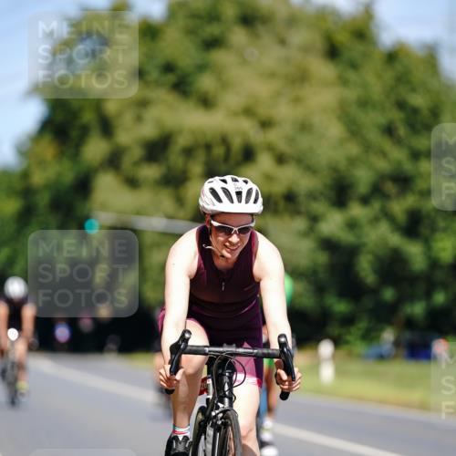 07.09.2025 - 19. Norderstedt Triathlon Michael Burmester http://msf.ph/oto/8842812 07.09.2025 12:56:46 Radfahren 265, 316, 327, 345 meine-sportfotos.de