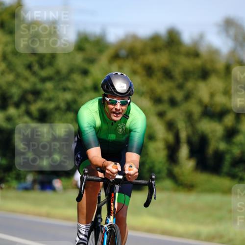 07.09.2025 - 19. Norderstedt Triathlon Michael Burmester http://msf.ph/oto/8842825 07.09.2025 12:56:48 Radfahren 265, 327, 345 meine-sportfotos.de
