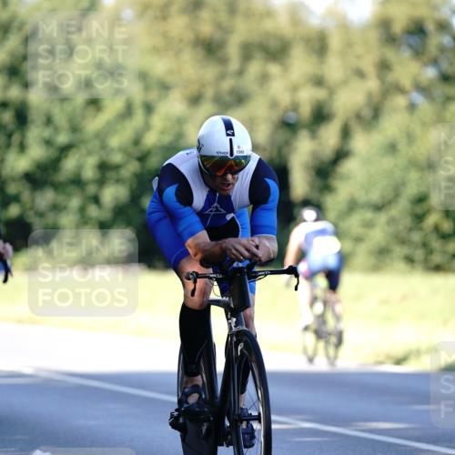 07.09.2025 - 19. Norderstedt Triathlon Michael Burmester http://msf.ph/oto/8842831 07.09.2025 15:51:41 Radfahren 390, 538, 550, 1058, 1060, 1088, 1090, 1446, 1530, 1565, 1595 meine-sportfotos.de