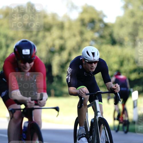 07.09.2025 - 19. Norderstedt Triathlon Michael Burmester http://msf.ph/oto/8842840 07.09.2025 15:51:42 Radfahren 390, 538, 550, 1058, 1060, 1088, 1090, 1446, 1530, 1565, 1595 meine-sportfotos.de