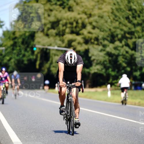 07.09.2025 - 19. Norderstedt Triathlon Michael Burmester http://msf.ph/oto/8842842 07.09.2025 12:56:50 Radfahren 141, 265, 327, 345 meine-sportfotos.de