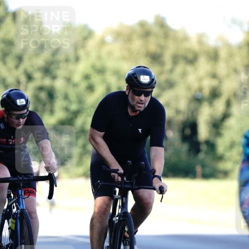 07.09.2025 - 19. Norderstedt Triathlon Michael Burmester http://msf.ph/oto/8842861 07.09.2025 15:51:47 Radfahren 1077, 1413, 1432, 1595 meine-sportfotos.de