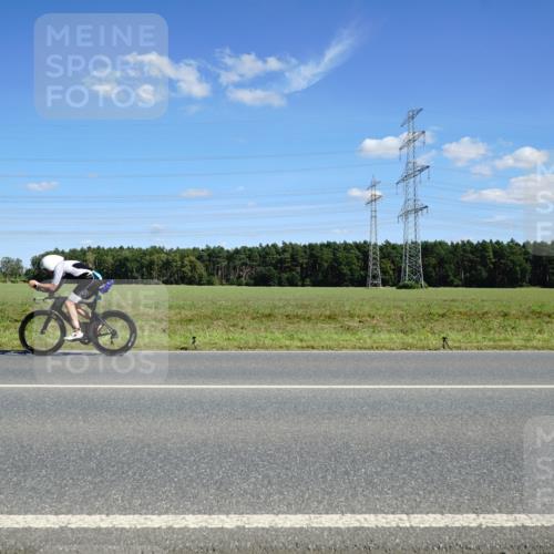 07.09.2025 - 19. Norderstedt Triathlon Michael Burmester http://msf.ph/oto/8842869 07.09.2025 14:40:58 Radfahren 1034 meine-sportfotos.de