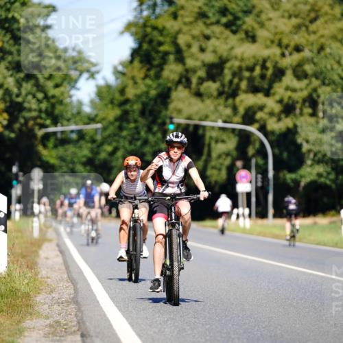 07.09.2025 - 19. Norderstedt Triathlon Michael Burmester http://msf.ph/oto/8842871 07.09.2025 12:56:58 Radfahren 222, 322 meine-sportfotos.de