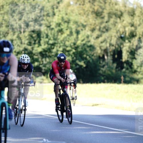 07.09.2025 - 19. Norderstedt Triathlon Michael Burmester http://msf.ph/oto/8842889 07.09.2025 15:51:57 Radfahren 408, 918, 1074, 1075, 1079, 1087, 1100, 1570 meine-sportfotos.de