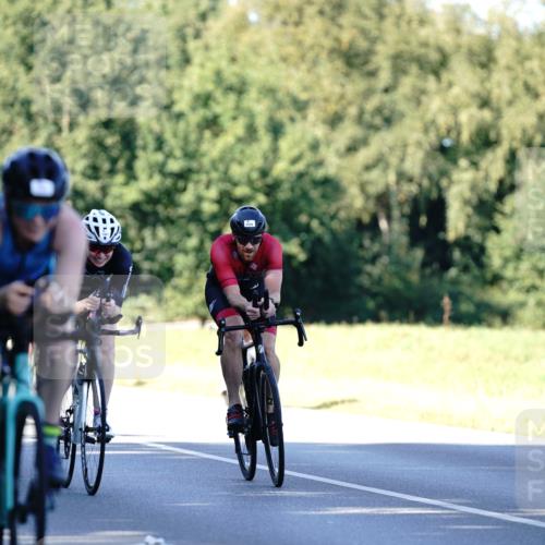 07.09.2025 - 19. Norderstedt Triathlon Michael Burmester http://msf.ph/oto/8842892 07.09.2025 15:51:57 Radfahren 408, 918, 1074, 1075, 1079, 1087, 1100, 1570 meine-sportfotos.de